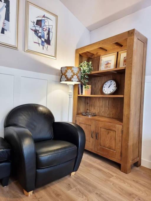Charming Cottage Next To John Radcliffe Hospital With Free Parking Oxford Eksteriør bilde